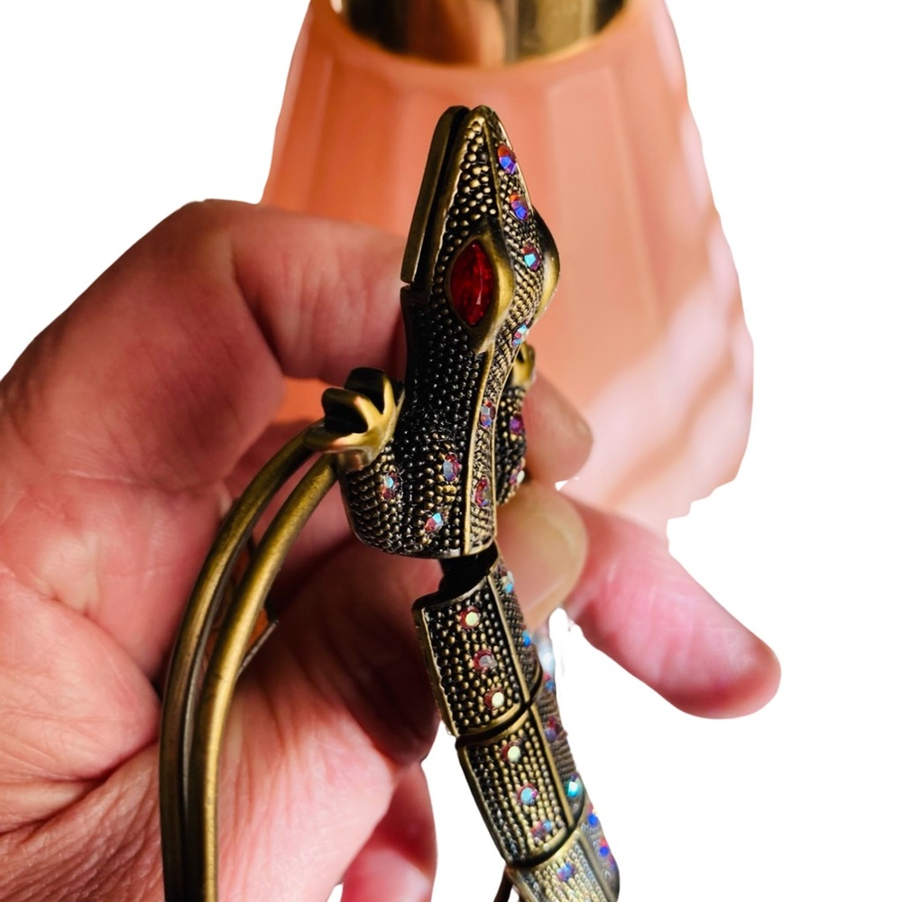 BRASS Articulating Bracelet Ring Aurora Borealis Crystals MCM RARE Designer Vtg - Picture 6 of 16